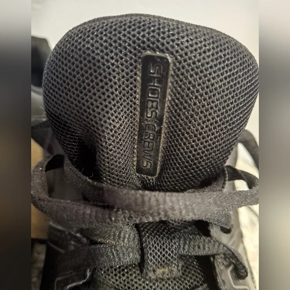 Black Men's Shoes For Crews Size 12.